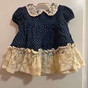 Dress with lace collar and skirt